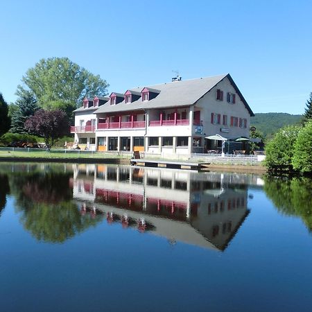 Le Lac Des Moines Condat  エクステリア 写真